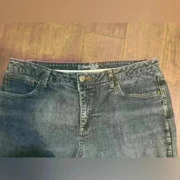 Women’s Jeans St. Johns Bay - Picture 3 of 4